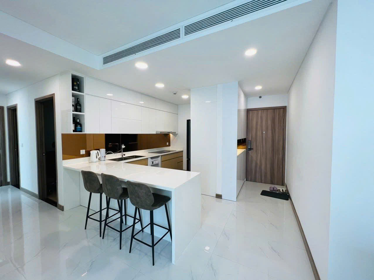 khám phá căn hộ sunwah pearl cho thuê