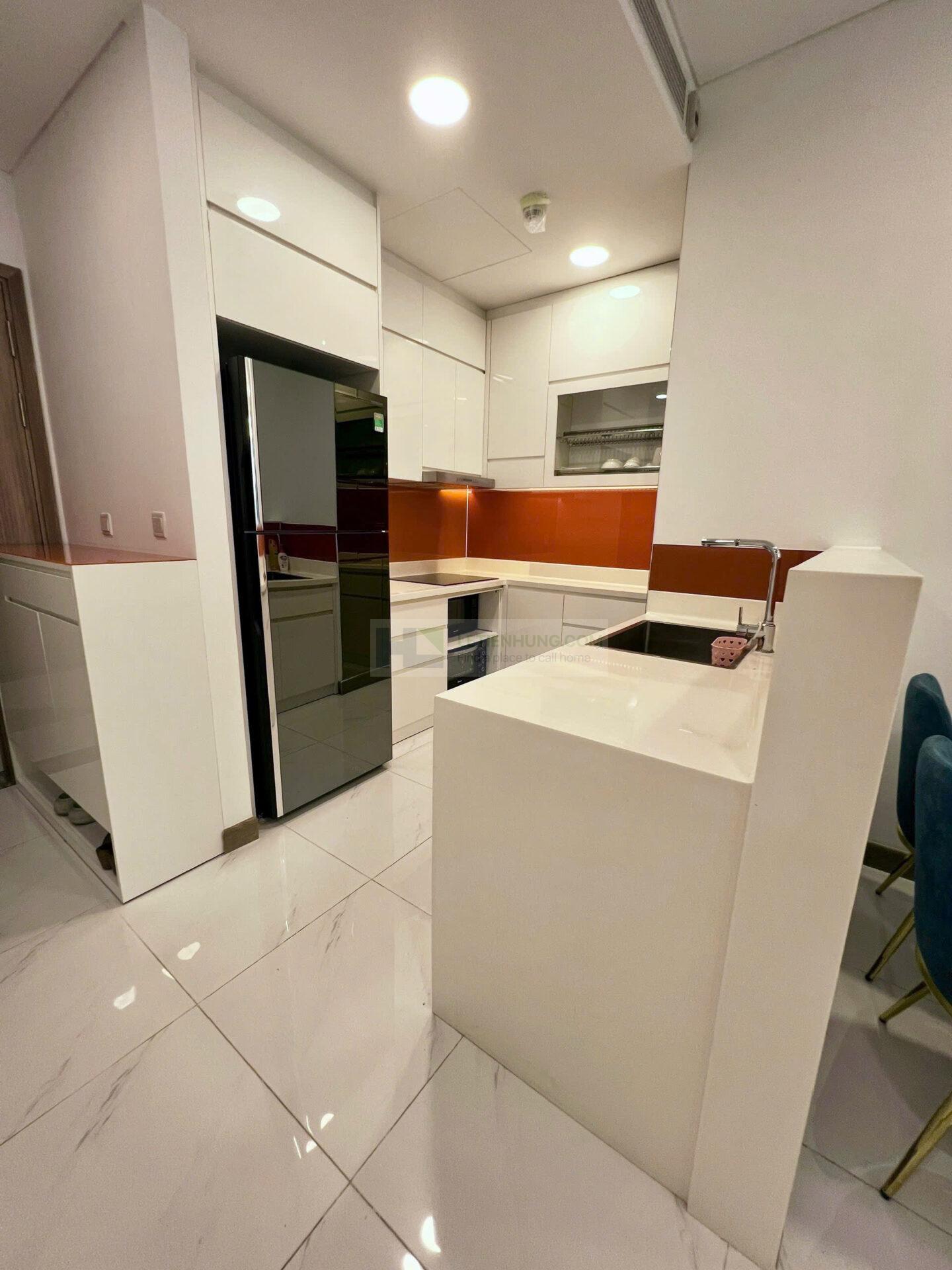 Sunwah Pearl 1PN 54m2 view hồ bơi phòng bếp