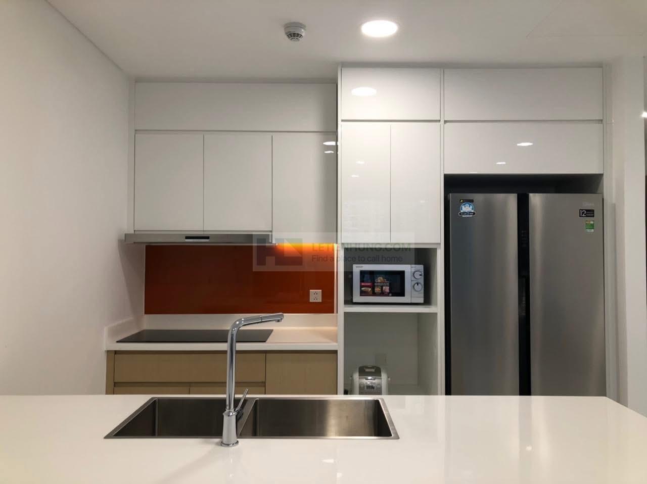 can ho sunwah pearl 2pn 101m2 - khu vực bếp