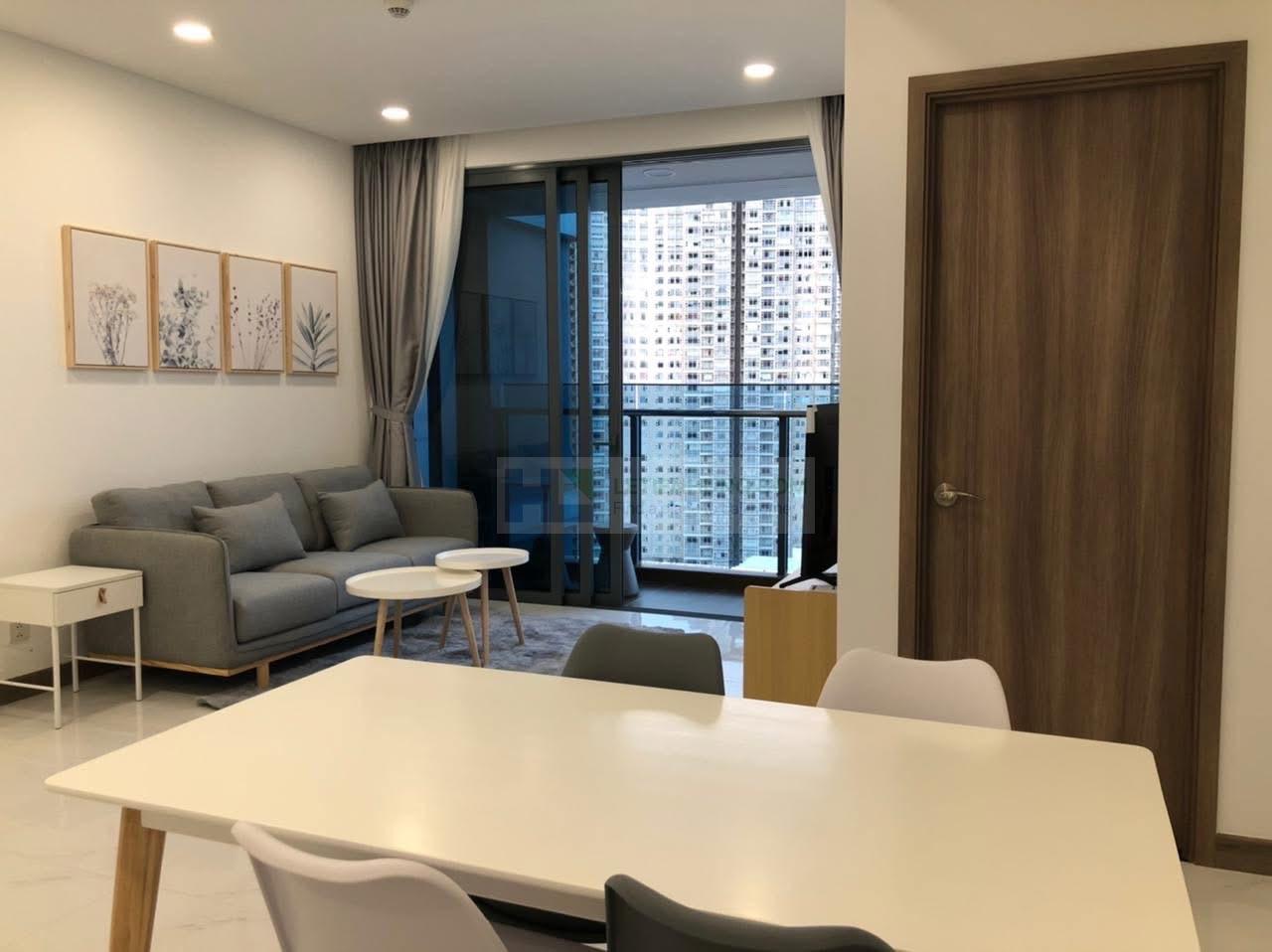 can ho sunwah pearl 2pn 101m2 - phòng khách