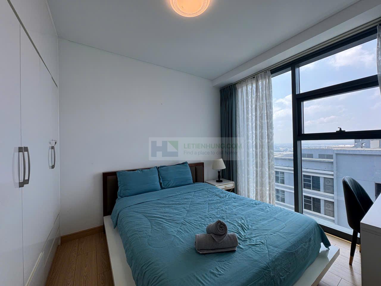 can ho sunwah pearl 2pn view song - phòng ngủ nhỏ