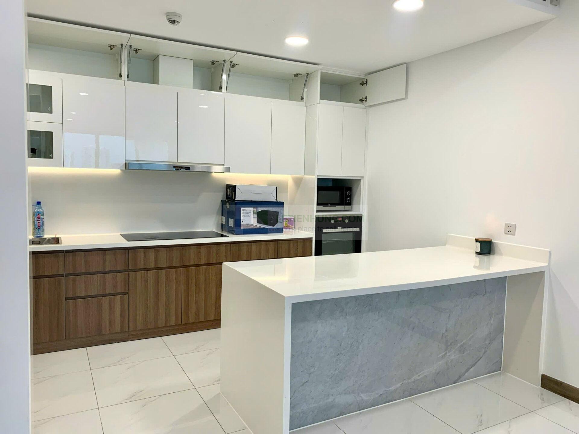 can ho sunwah pearl 3pn 124m2 - phong bep
