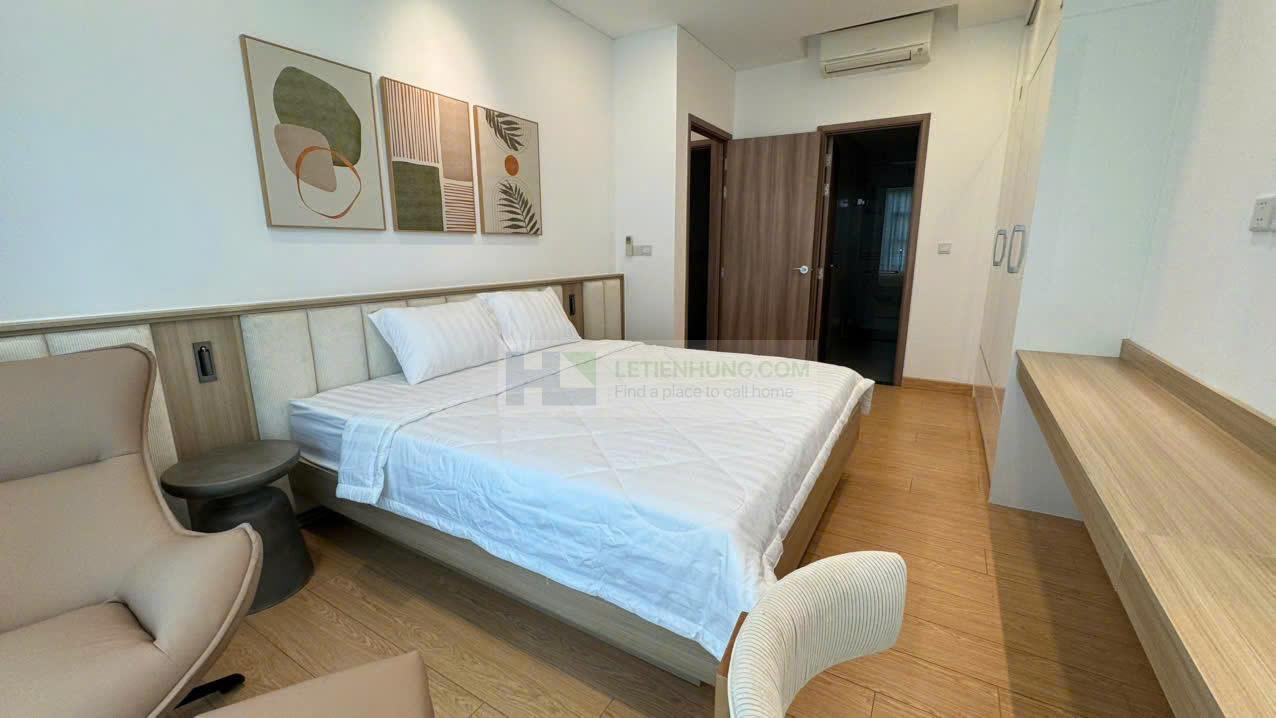 sunwah pearl can ho 2pn - phòng ngủ chính
